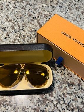 Louis Vuitton Tonga Sunglasses